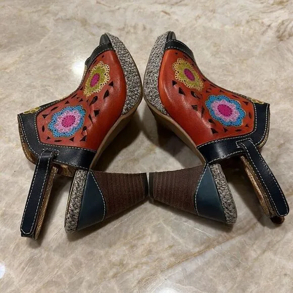 L’ARTISTE SPRING STEP Women’s Belen Floral Laser Cut Leather Heels Blue Size 38