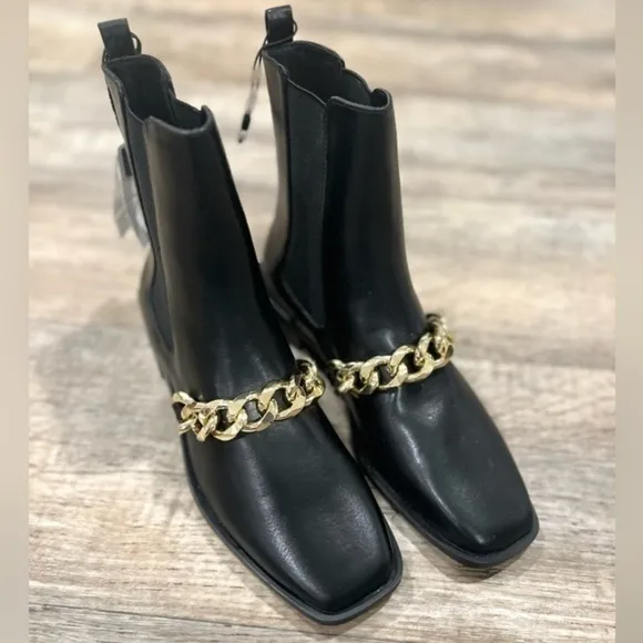 LAST ONE!!! ZARA Square Toe Boots