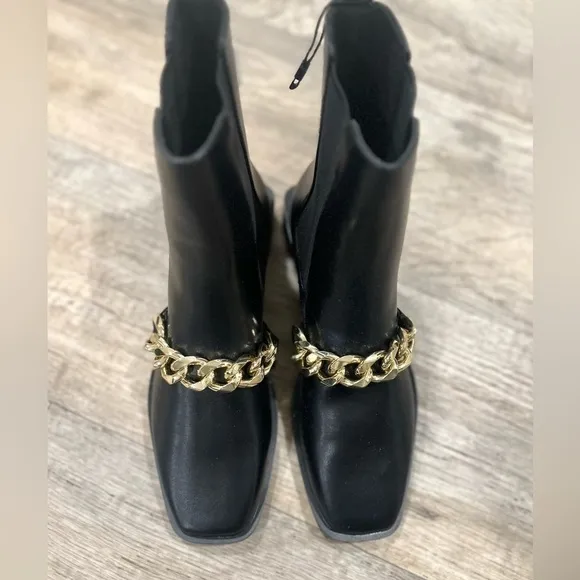 LAST ONE!!! ZARA Square Toe Boots