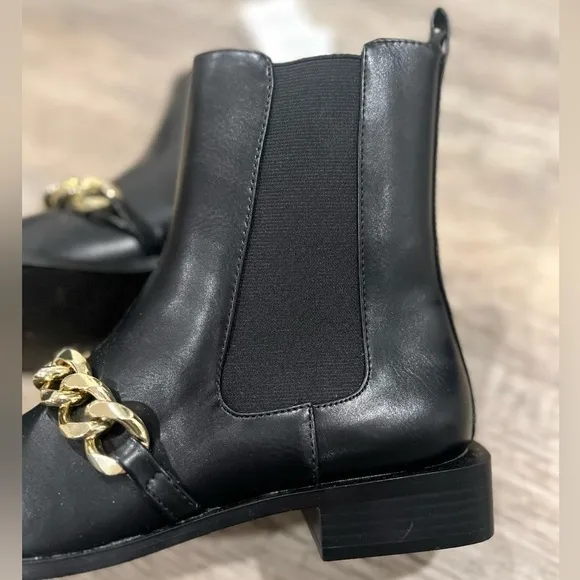 LAST ONE!!! ZARA Square Toe Boots