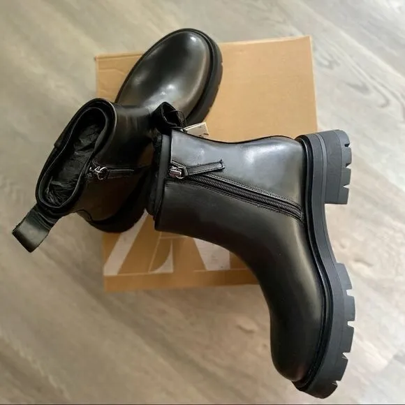 Last pair! 6.5 Zara leather boots black platform