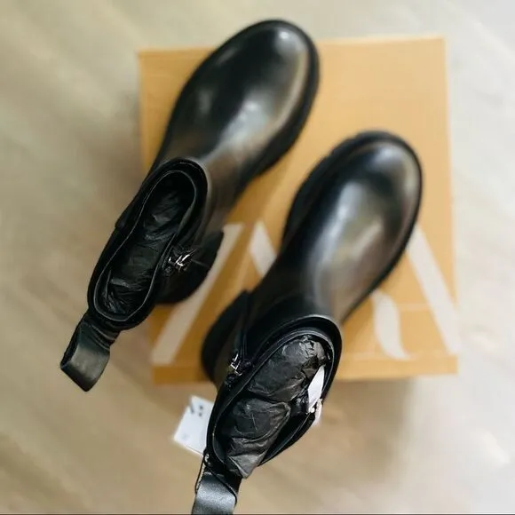 Last pair! 6.5 Zara leather boots black platform