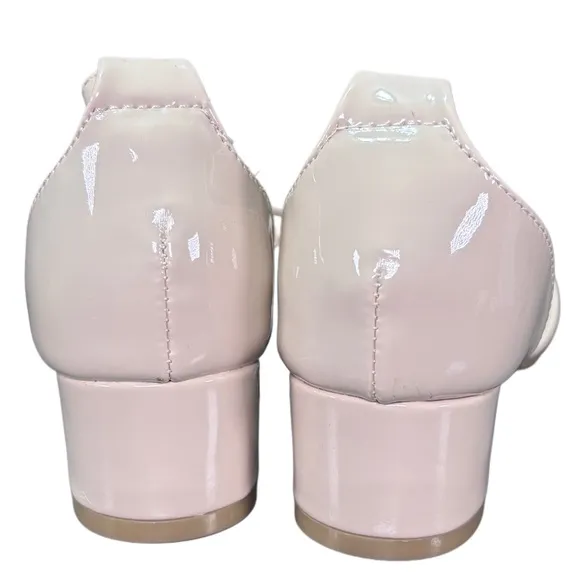 Laura Ashley Beige Patent Buckle Strap Closure Heel Dress Shoes Girls Size 1 New