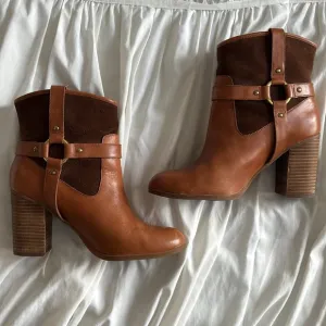 Lauren by Ralph Lauren heeled boots