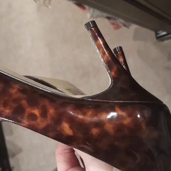 Leopard, tortoise brown patent shoes, banana Republic peep toe heel shoes, 10