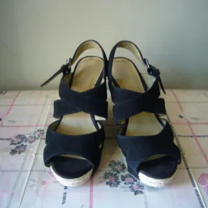 Levity Black Suede Platform Espadrille Jute Wedge Sandals - Size 6 Platform Heel