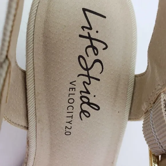 Life Stride Velocity 2.0 Tango 2 Womens Sz 10W Beige Espadrille Wedge Sandals
