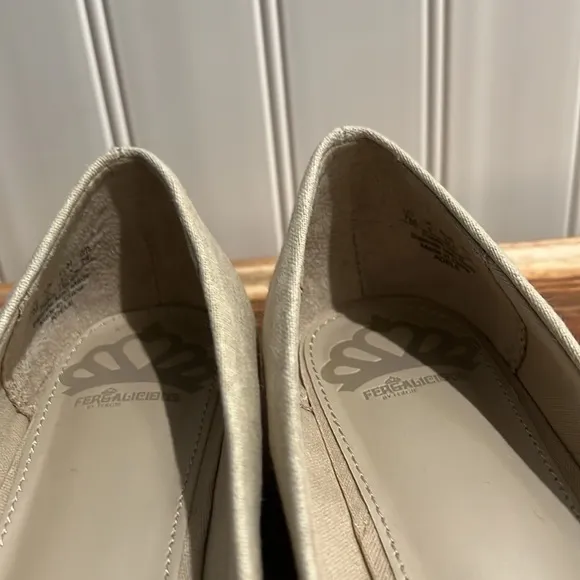 Like New Fergalicious Ballet Flats