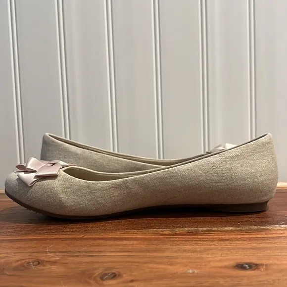 Like New Fergalicious Ballet Flats