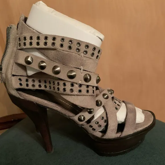 Lisa for Donald J Pliner Isaba Sz6 Platform Sandals