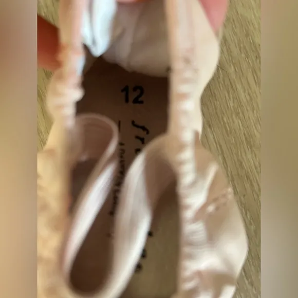 Little girls Tap &amp; Ballet 🩰 shoes. Sz. 10,11,12