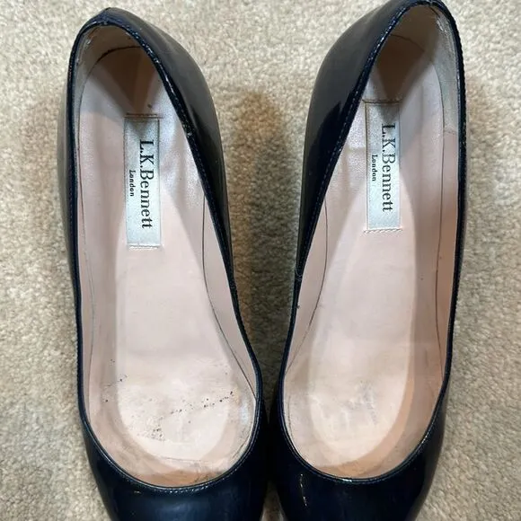 L.K. Bennett London Women Edee Open Peep Toe Wedge Patent Navy Blue Size 38 / 7