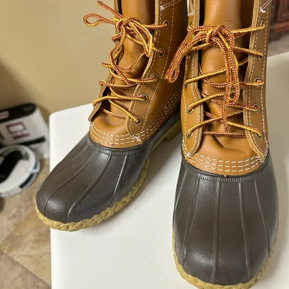 LL beans womens duck boots size 8m