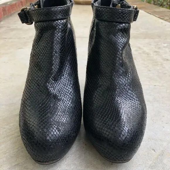 Loeffler Randall snakeskin platform ankle boots 10