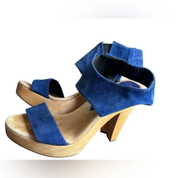 loeffler randall wooden heels sandals in blue suede, size 9