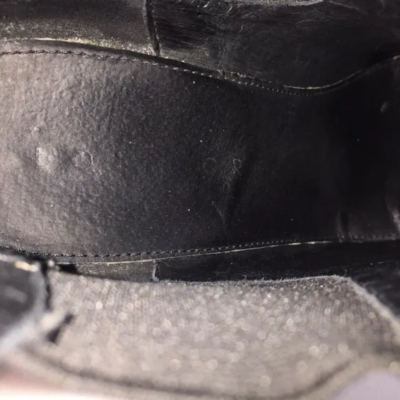 Lola Cruz Black Leather Wedge Chelsea Ankle Booties size 40 / 10