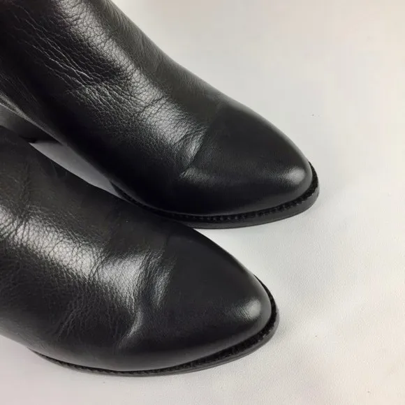 Lola Cruz Black Leather Wedge Chelsea Ankle Booties size 40 / 10