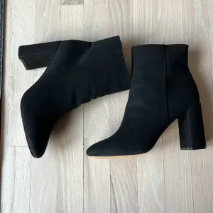 London Rebel Boots