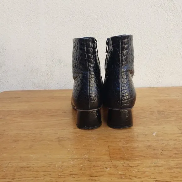 LoQ Matea Croc Boots