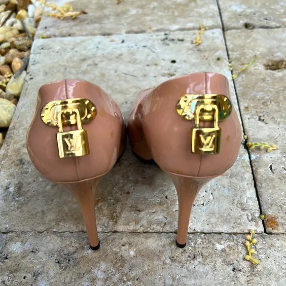 Louis Vuitton leather stilettos Heals. Oh really Gold Lock Peep Toe Size 38 1/2