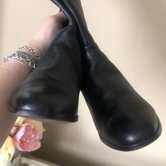 Louise et Cie Women Lo Vallery Tall Black Leather Boots Black size 7.5