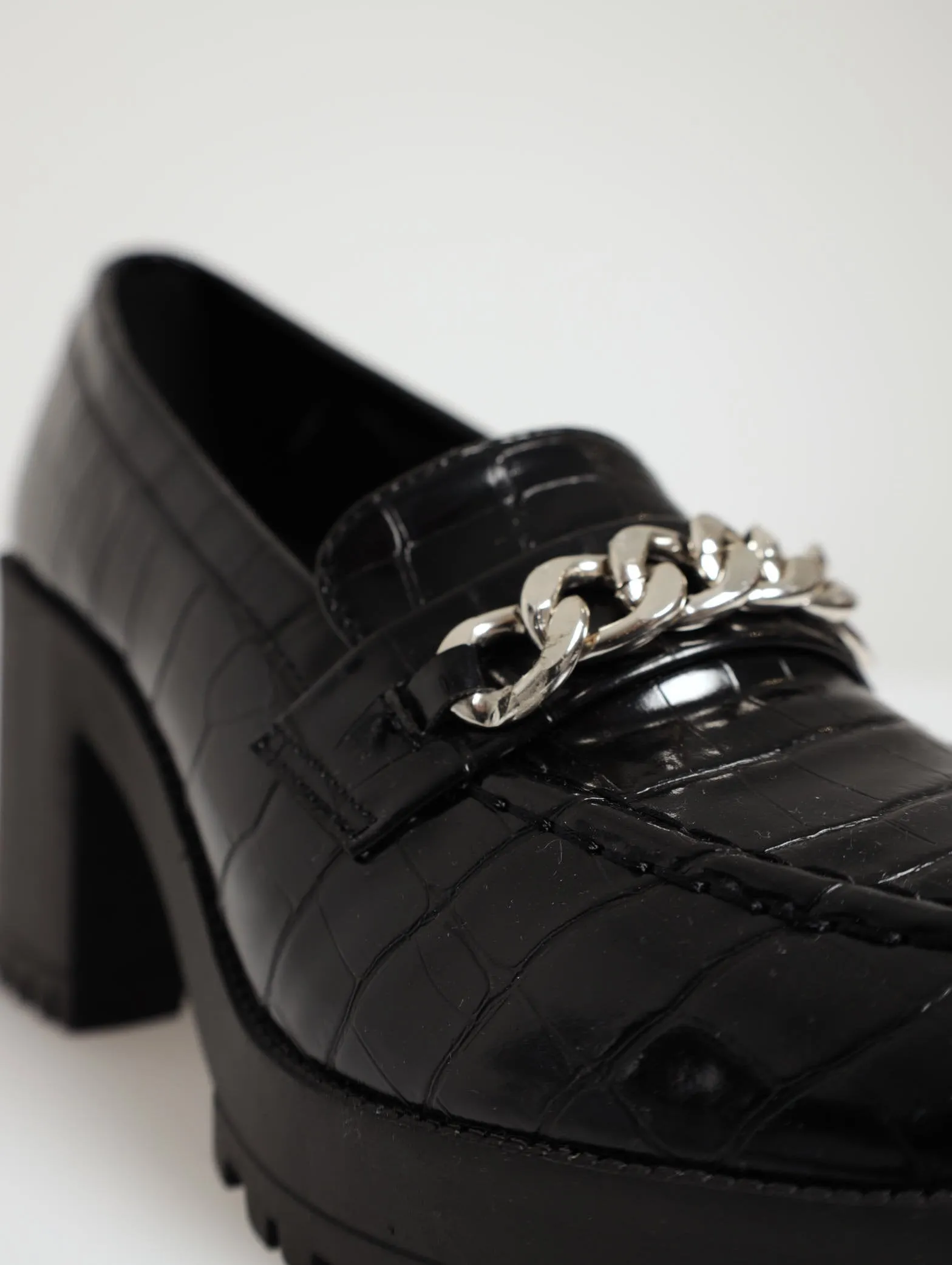 Low Block Heel Chain Loafer - Black