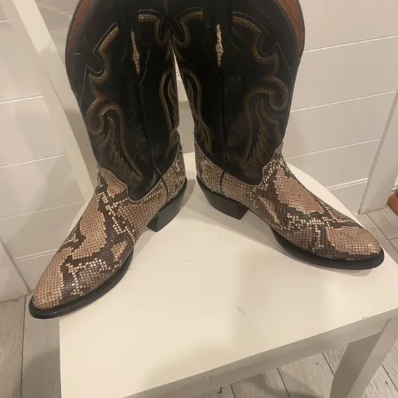 Lucchese Python Cowboy boots Size 9D