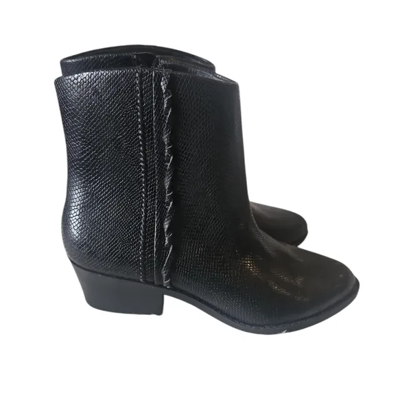 LUCK BRAND WOMEN FAKELLE Pointy Toe  Sneak Skin Print Black Ankle Boots Size 6M