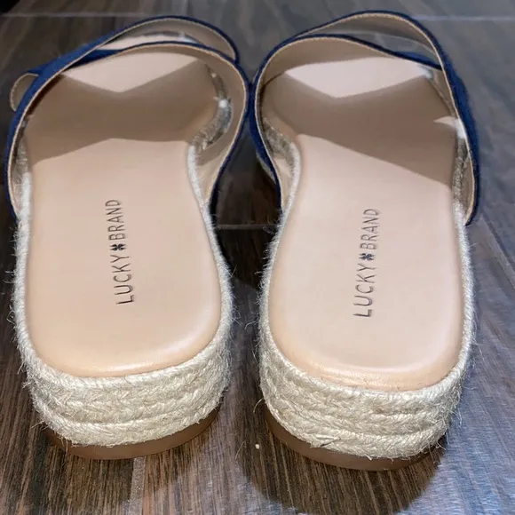 Lucky Brand blue and black patterned espadrille sandals