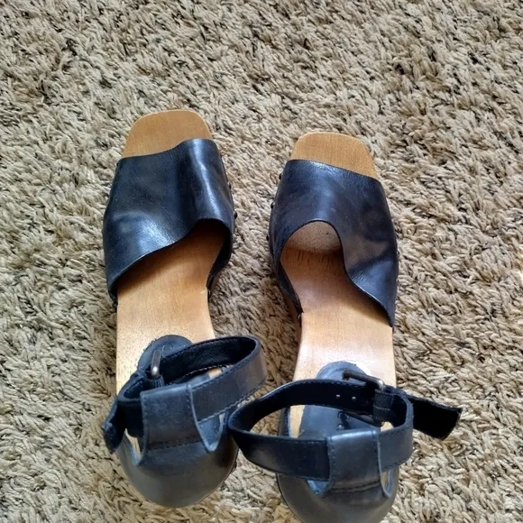 LUCKY BRAND NELORA Black Platform Heels Ankle Straps Sandals sz 9