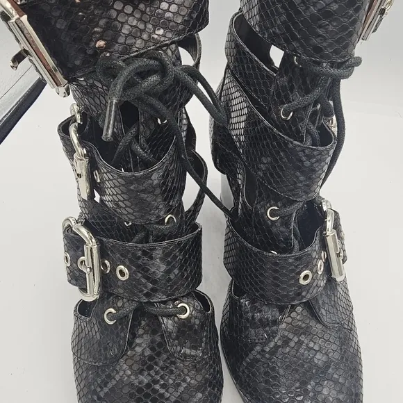 Mackin J Shoes Black Snake Lace Up and Buckle Ankle bootie size 7.5