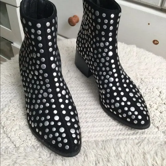 Mackin J 6.5 black studded boots, Western, Vampire