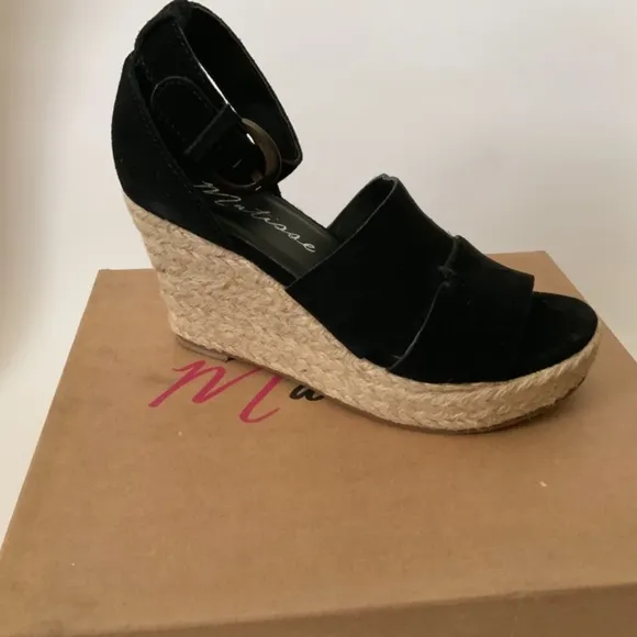 MADE IN BRAZIL - Matisse wedge black suede sandal