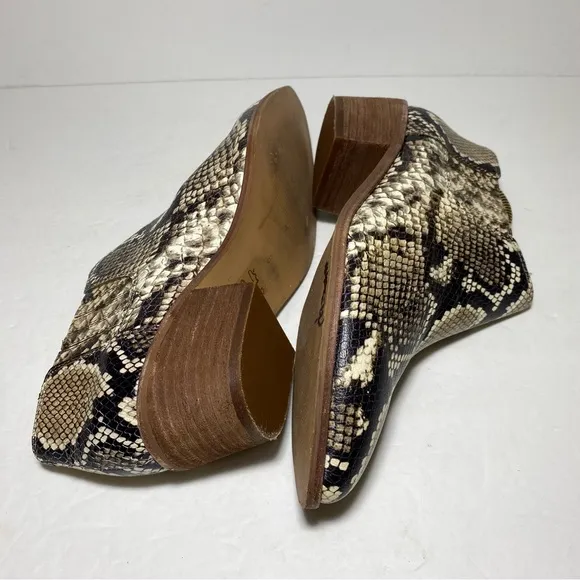 Madewell Low Chelsea Booties In Snake Embossed Leather Tan, Beige, Black Size 8