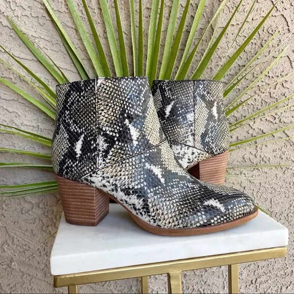 MADEWELL NWOT Taupe Brown Snake Snakeskin Leather Ankle Boots Booties Sz 7