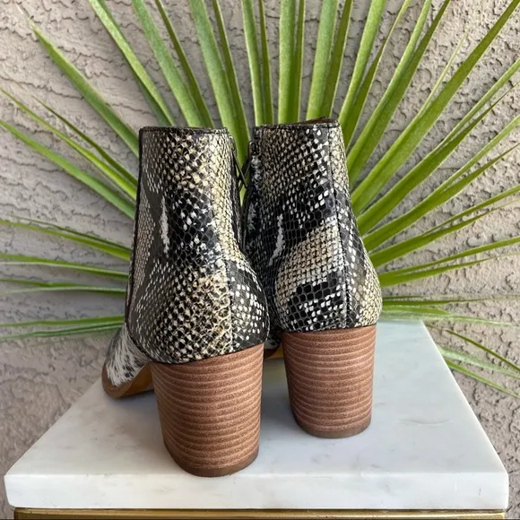 MADEWELL NWOT Taupe Brown Snake Snakeskin Leather Ankle Boots Booties Sz 7