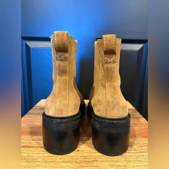 Madewell The Gwenda Platform Chelsea suede Ankle Boots 9