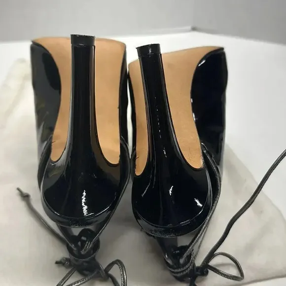 Manolo Blahnik Heeled Bootie Black Patent Leather Peep Toe Lace Up Back 37
