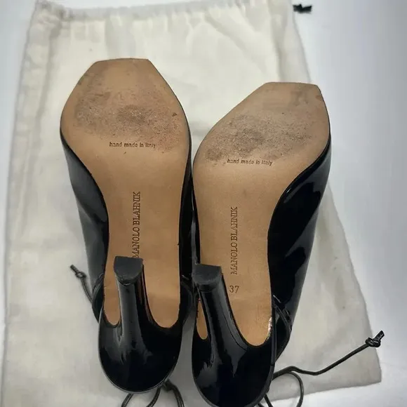 Manolo Blahnik Heeled Bootie Black Patent Leather Peep Toe Lace Up Back 37