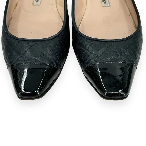 Manolo Blahnik Navy &amp; Black Quilted Ballet Flats sz 37.5