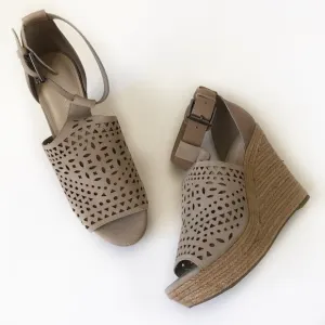 Marc Fisher espadrille wedge sandals