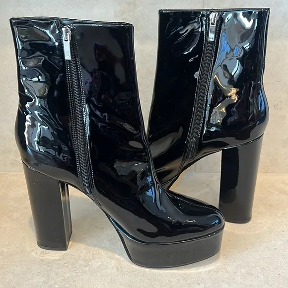 Marc Fisher Platform Leather Boots Black