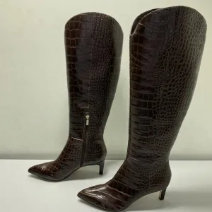 Marc Fisher Womens Quinnie 2 Boots Size 8.5M Tall Low Stiletto Pointed Toe Brow