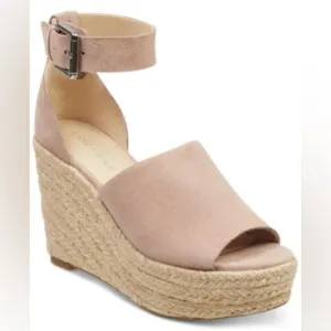 Marc FisherCala Platform Wedge Sandals blush pink size 9