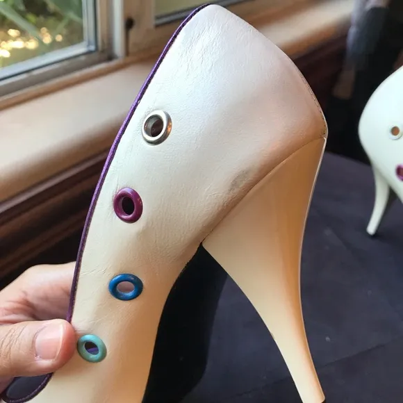 Marc Jacob’s peep toe heels