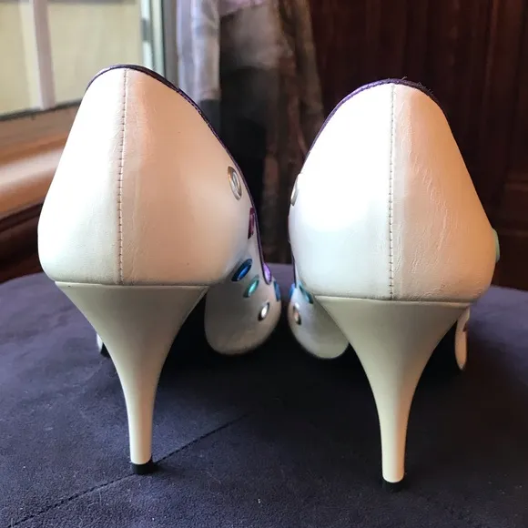 Marc Jacob’s peep toe heels