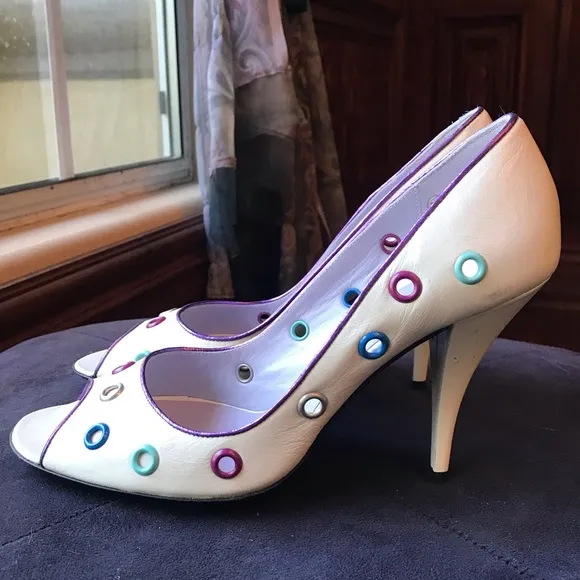 Marc Jacob’s peep toe heels