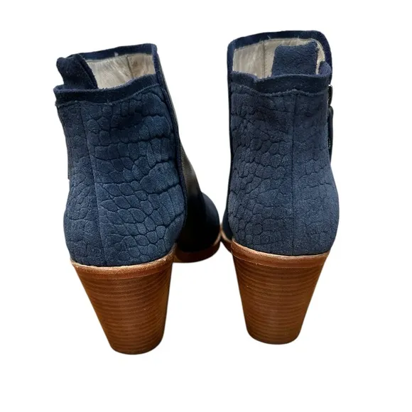Matt‎ Bernson Holt Ankle Boots, women's size 10, leather uppers, navy blue suede