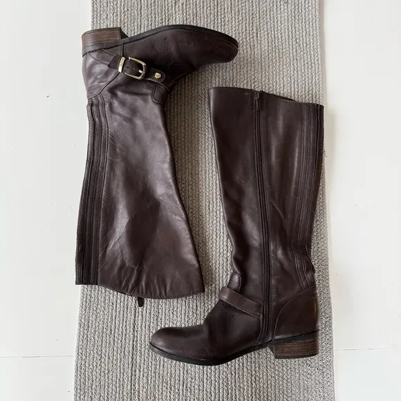 Me Too Arctic Oxblood Dark Brown Leather Tall Riding Boots Gold Details Size 8