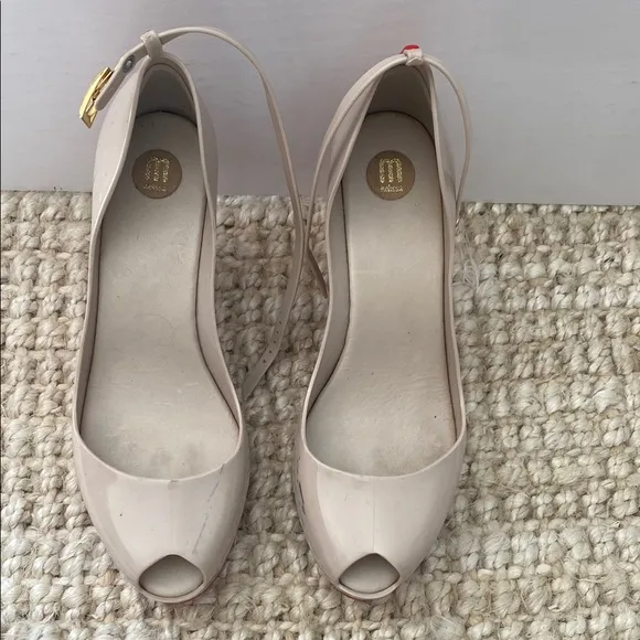 MELISSA | Elegant Beige Peep-Toe Heels with red bottoms
